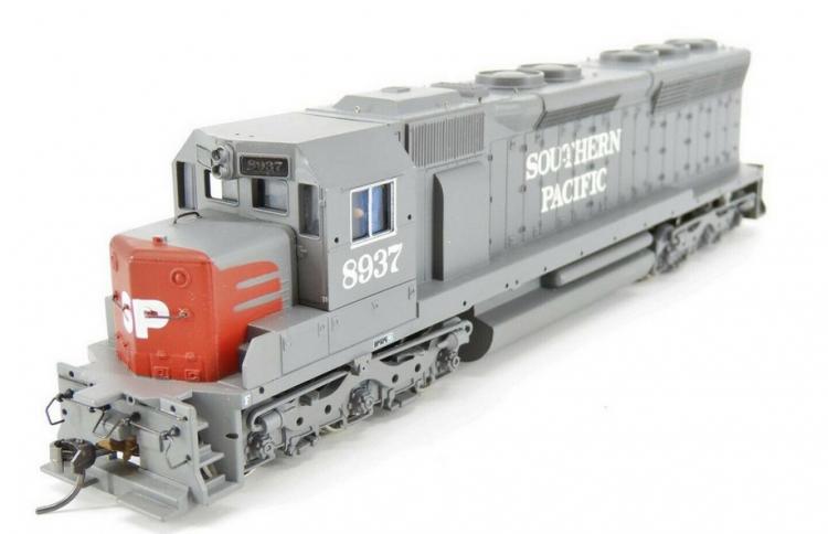 LOCOMOTIVE DIESEL EMD SD45 SOUTHERNE PACIFIC BLOODY NOSE 8953 - SOUS CELLOPHANE