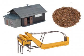 HANGAR DE STOCKAGE AVEC TAPIS ROULANT