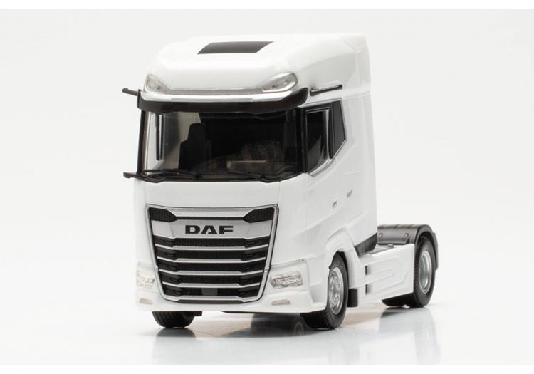 TRACTEUR DAF XG 2 ESSIEUX BLANC