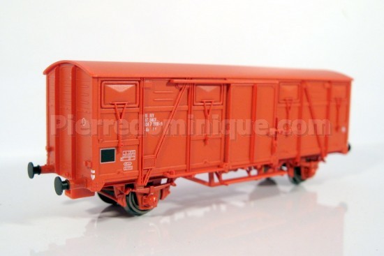 SET 2 WAGONS COUVERT STANDARD MARQUAGE UIC SNCF