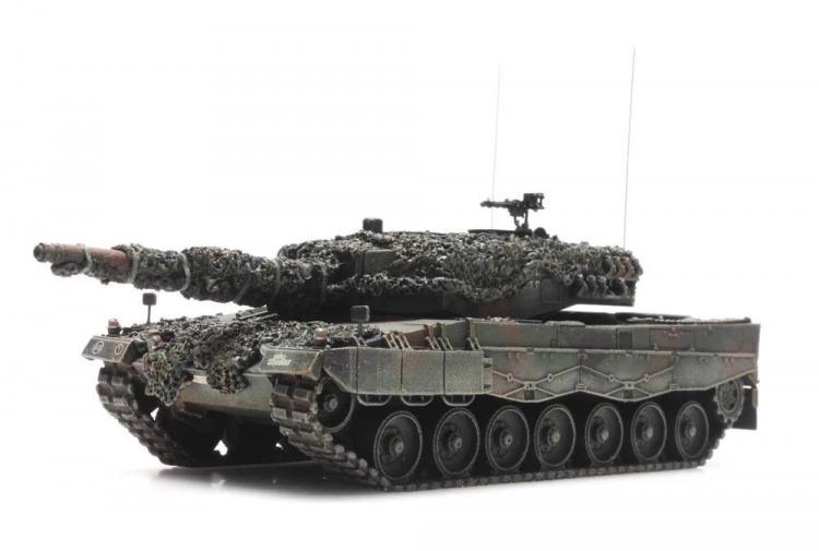 CHAR LEOPARD 2A4 CAMOUFLAGE
