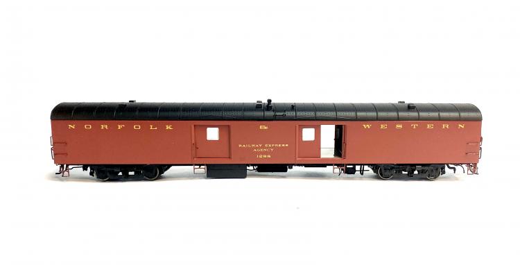 FOURGON A BAGAGES 1288 RAILWAY EXPRESS AGENCY NORFOLK AND WESTERN