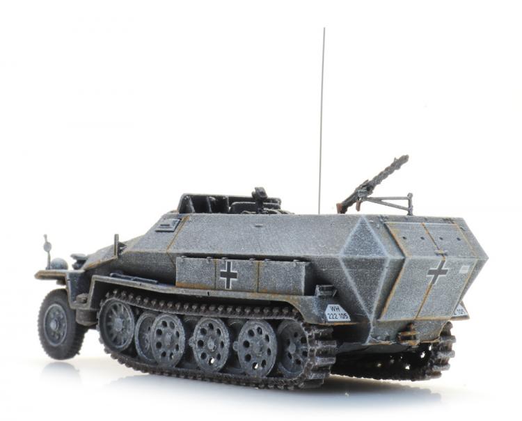 HALTRACK VEHICULE DE TRANSPORT DE TROUPE Sd.Kfz 251/9 AVEC CANON KwK 37 L24 STUMMEL (MEGOT) CAMOUFLAGE HIVER