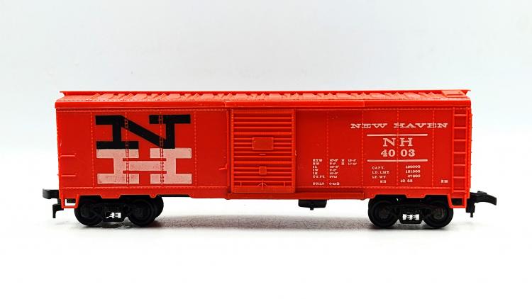 WAGON COUVERT BOX CAR NEW HAVEN 4008 - REVELL
