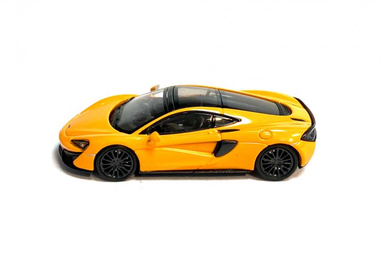 MCLAREN 570 GT COUPE ORANGE