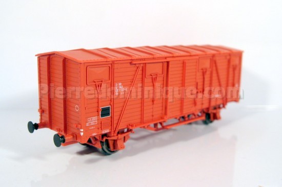 WAGON COUVERT MARQUAGE UIC BOIS MURFFIT SNCF