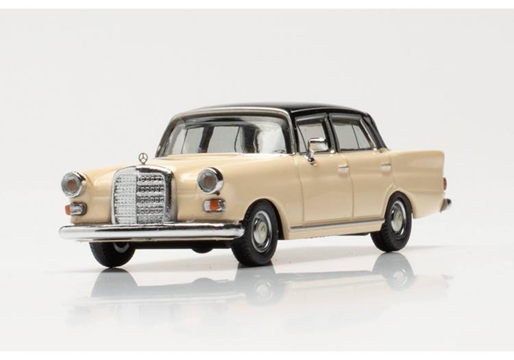 LIMOUSINE MERCEDES BENZ 200 HECKFLOSSE CREME TOIT NOIR