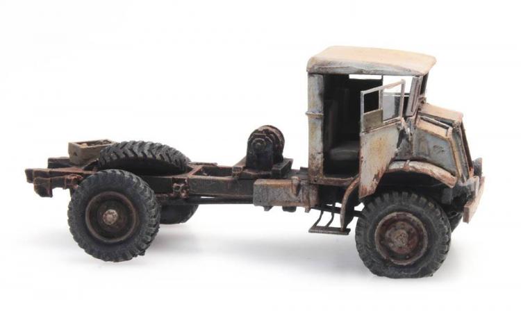 CHEVROLET 3t CHASSIS ROUILLE PNEUS DEGONFLES