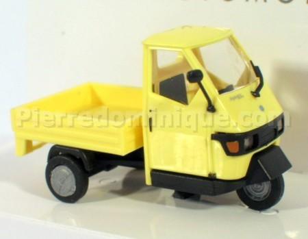 Triporteurs Piaggio Lambretta et autres