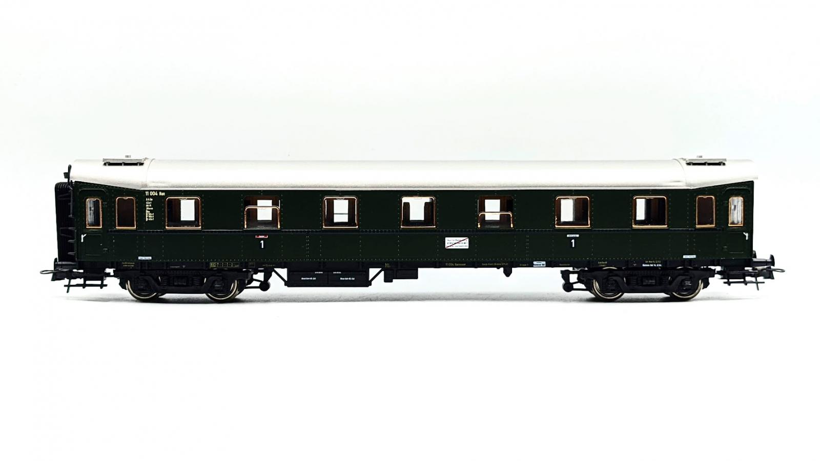 Pour Collectionneur, Voiture Voyageurs à Bogies, à Rivets Apparents 1ere Classe En Zamac