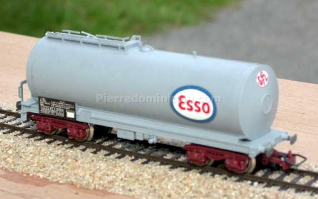 Wagon Citerne Jouef Réseaux Ferroviaires Aux Couleurs ESSO Et SHELL - Occasion, Modèle De Collection