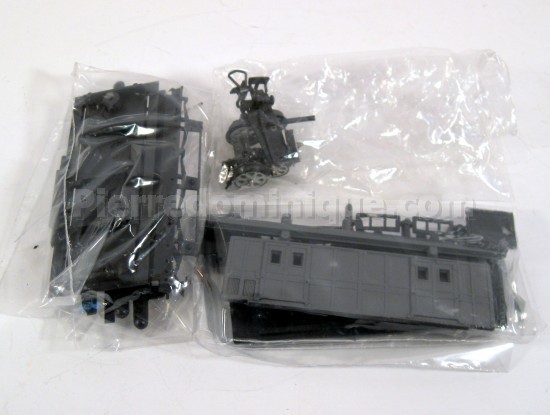 FOURGON VIGIE 3 ESSIEUX PLM N°3100 GRIS