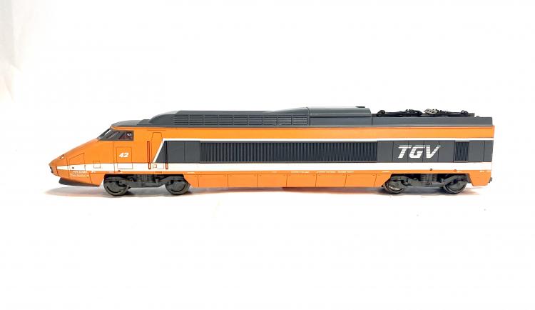 MOTRICE TGV SUD EST N°42 SNCF - PANTOGRAPHE DECOUPE