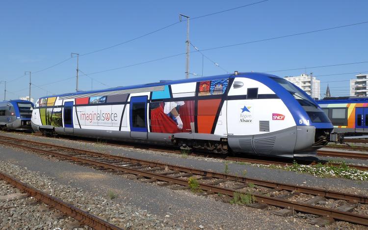 AUTORAIL DIESEL X 73500 ALSACE SNCF - (A RESERVER)