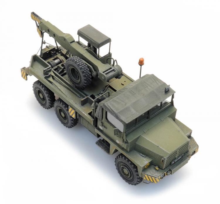 CAMION A GRUE ARMEE FRANCAISE BERLIET GBC 8KT