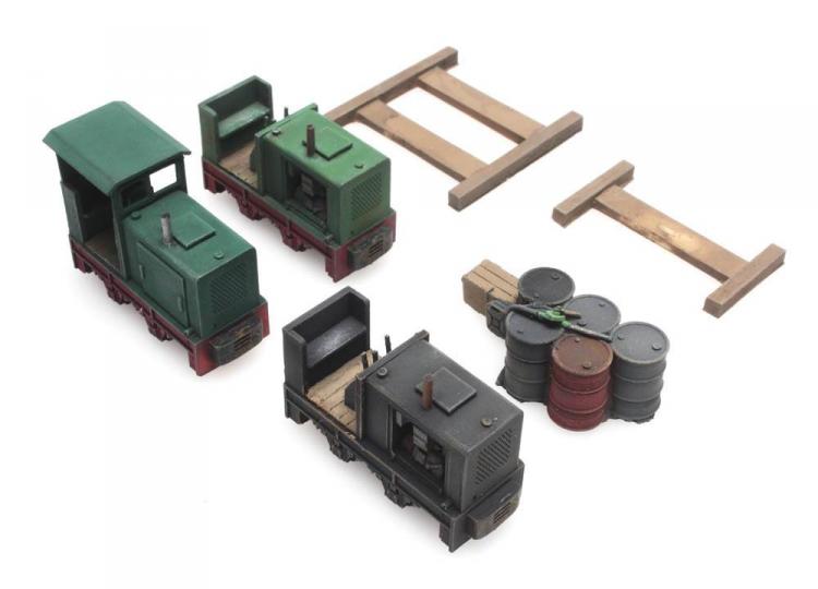 CHARGEMENT DE 3 LOCOMOTIVES POUR VOIE ETROITE