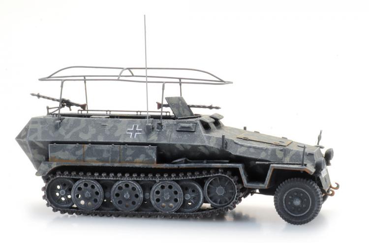HALFTRACK VEHICULE DE TRANSPORT DE TROUPE Sd.Kfz 251/3 DE L ARMEE ALLEMANDE CAMOUFLAGE GRIS