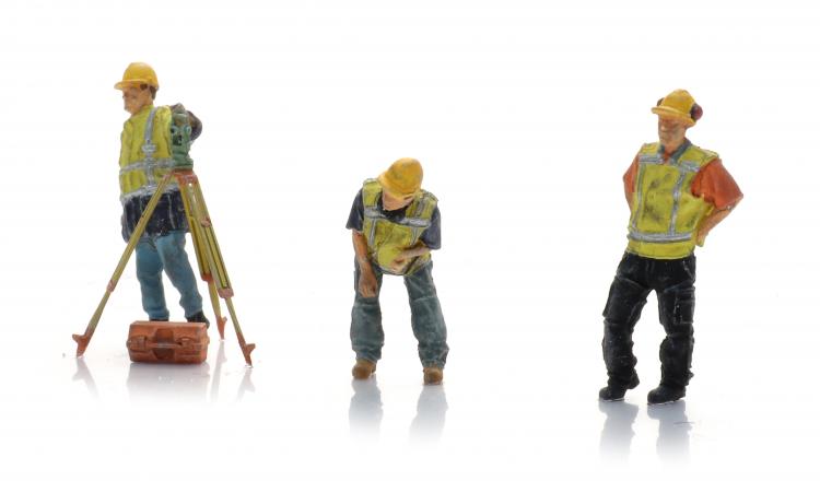 GEOMETRES PISTEURS AVEC THEODOLITE APRES 1990 X3