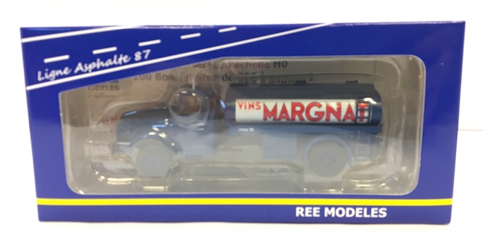  CAMION WILLEME CITERNE A VIN 