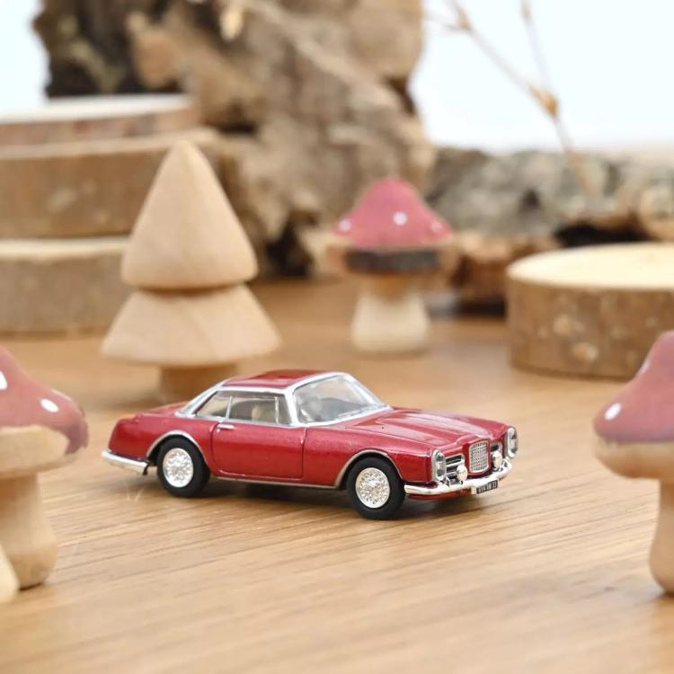 COUPE FACEL VEGA II ROUGE METALLISE INTERIEUR BEIGE DE 1961