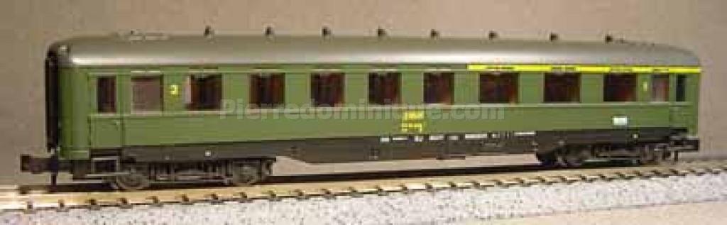 Modélisme ferroviaire voiture voyageur A3B5 éch N 1/160