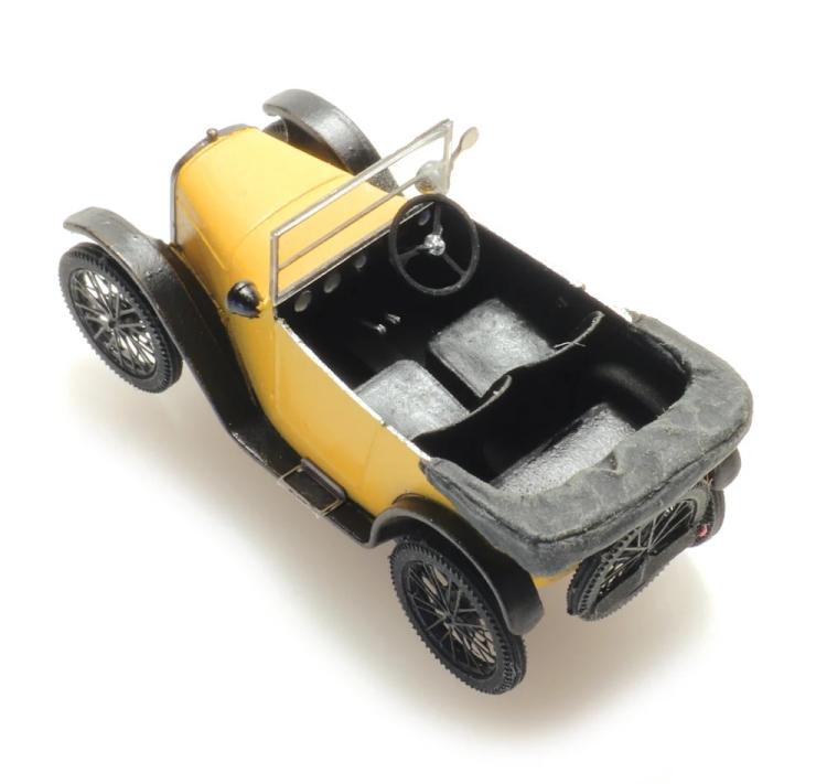 AUSTIN 7 JAUNE DEBACHE JAUNE ET NOIRE