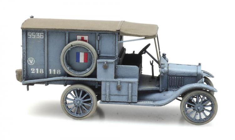 VEHICULE MILITAIRE FORD T AMBULANCE FRANCAISE