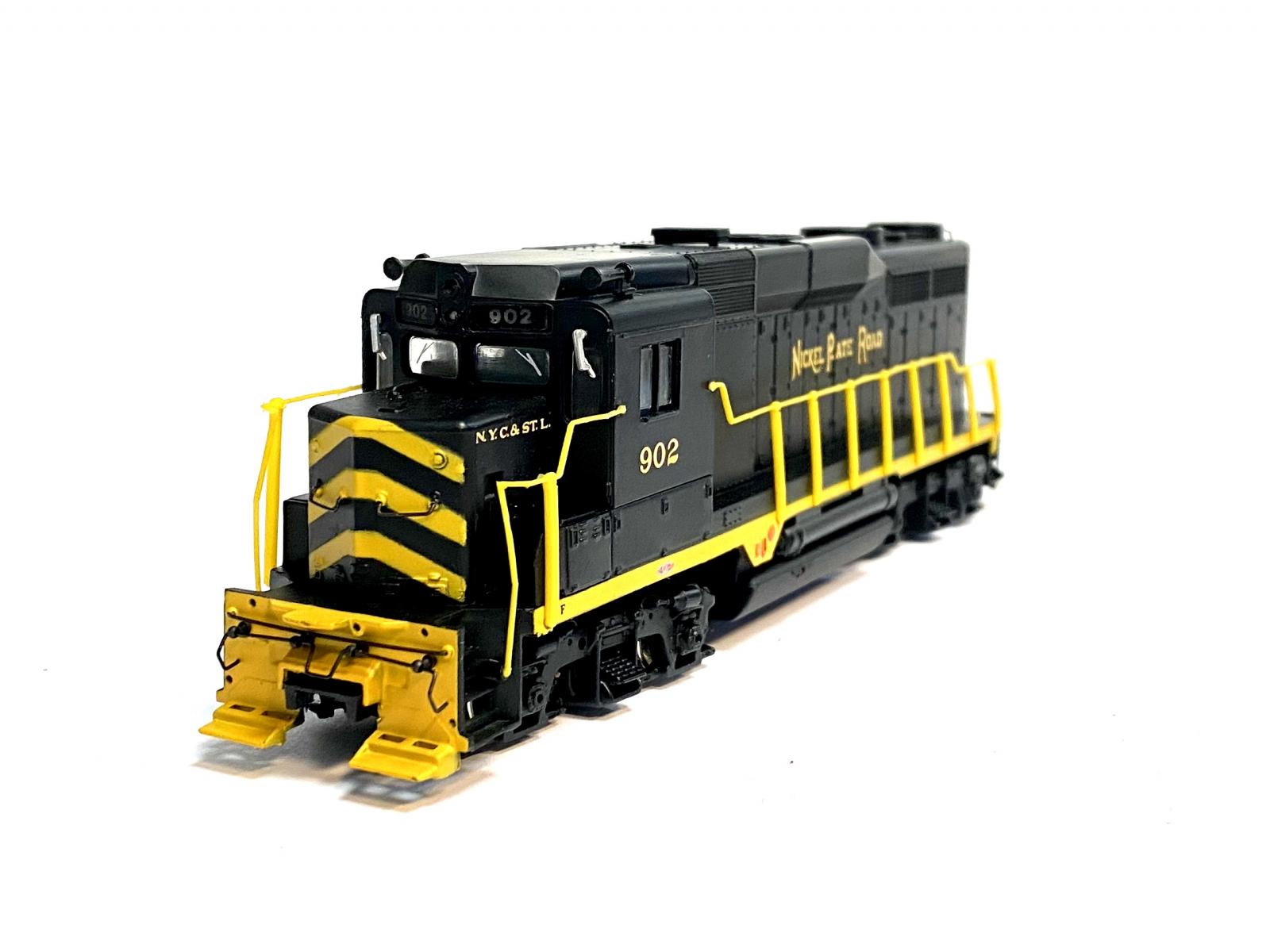 60809 LOCOMOTIVE DIESEL GP30 Nickel Plate DCC équipée / Bachmann HO 1