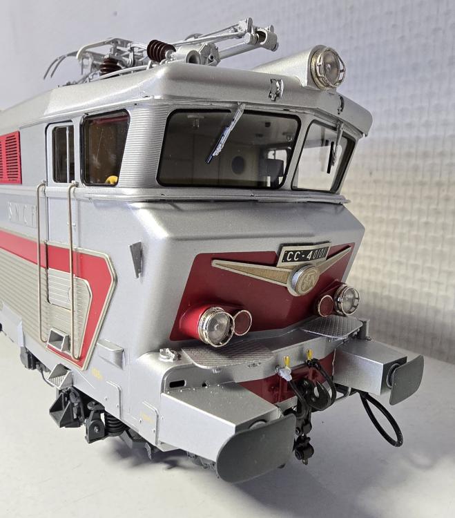 LOCOMOTIVE ELECTRIQUE CC40101 LIVREE ARZENS SNCF