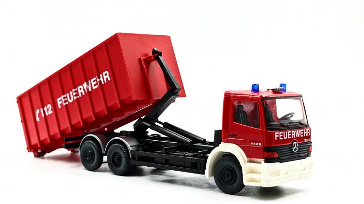 CAMION FEUERWEHR 112 AVEC REMORQUE A BASCULE
