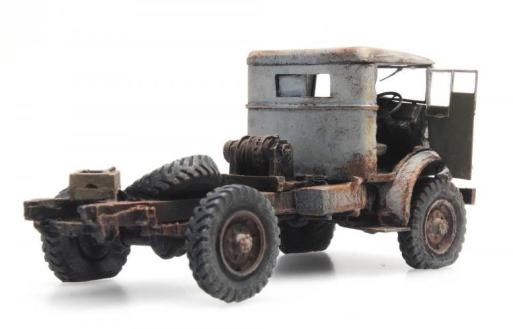 CHEVROLET 3t CHASSIS ROUILLE PNEUS DEGONFLES