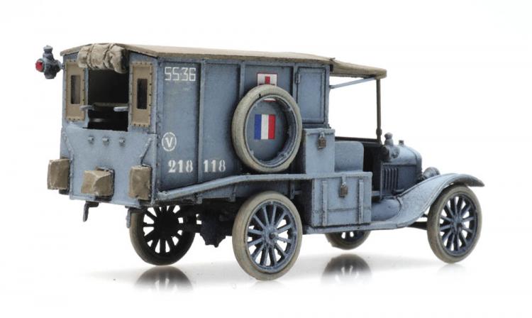 VEHICULE MILITAIRE FORD T AMBULANCE FRANCAISE