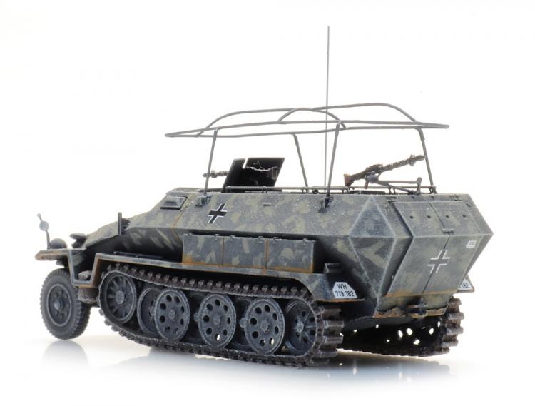 HALFTRACK VEHICULE DE TRANSPORT DE TROUPE Sd.Kfz 251/3 DE L ARMEE ALLEMANDE CAMOUFLAGE GRIS