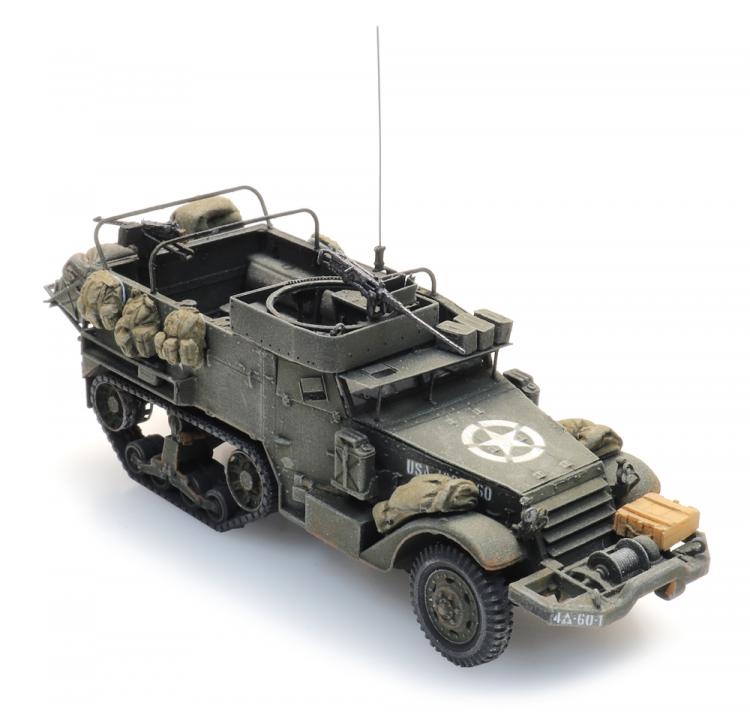 VEHICULE MILITAIRE ARMEE AMERICAINE M2A1 RECONNAISSANCE