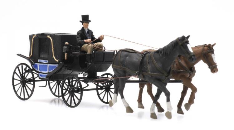 CAROSSE AVEC 2 CHEVAUX ET COCHER