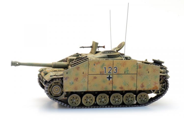 STUG III G AVEC CAMOUFLAGE 3 TONS