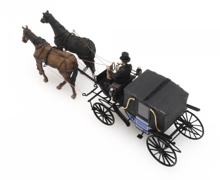 CAROSSE AVEC 2 CHEVAUX ET COCHER