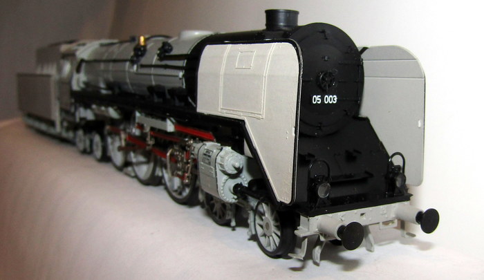 LOCOMOTIVE VAPEUR BR 05-003 DR