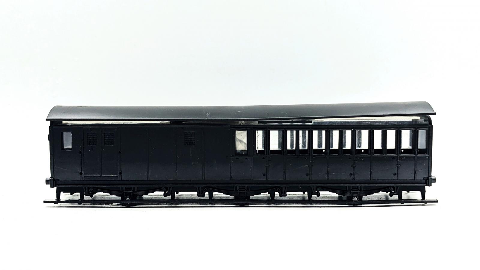 Voiture Lima SNCF Fourgon à Bagages Aménagé 1ère Classe - Référence 9124 Verte, Occasion
