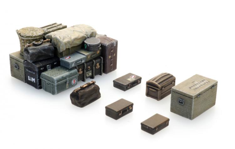 ANCIENNES MALLES ET VALISES