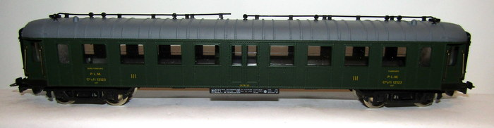 VOITURE VOYAGEURS 3eme CLASSE PLM - SOUS CELLOPHANE