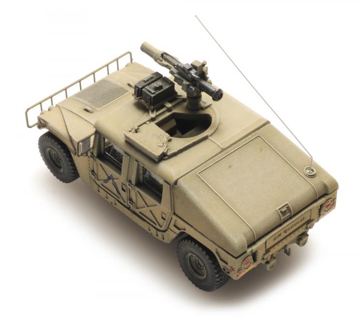 HUMVEE VEHICULE BLINDEANTI CHAR TOW DE L ARMEE AMERICAINE CAMOUFLAGE DESERT