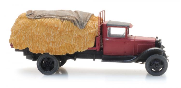 PORTEUR FORD AA A PLATEAU AVEC DOSSERET CHARGE DE FOIN