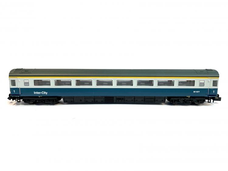 RAME DE 6 VOITURES VOYAGEURS MK3 INTERCITY DONT 1 VOITURE BUFFET EN BOITE IMCOMPLETE