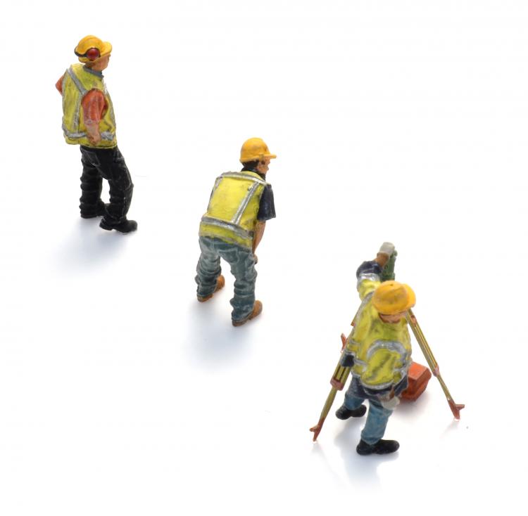 GEOMETRES PISTEURS AVEC THEODOLITE APRES 1990 X3