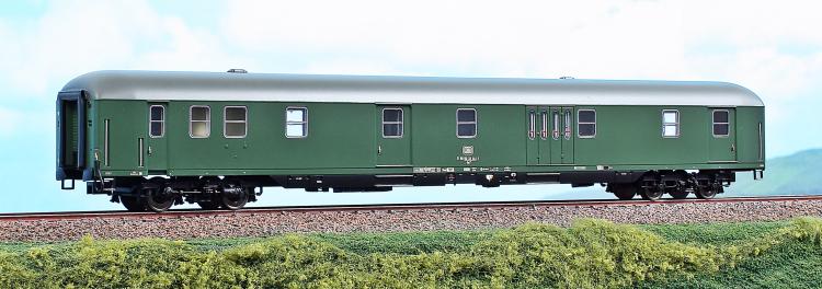 FOURGON A BAGAGES DM 903 LIVREE VERT DB