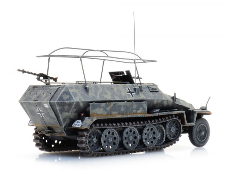 HALFTRACK VEHICULE DE TRANSPORT DE TROUPE Sd.Kfz 251/3 DE L ARMEE ALLEMANDE CAMOUFLAGE GRIS