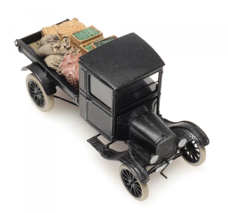 PETIT CHARGEMENT (25mmx14mm) POUR CAMION COMPOSE DE CAISSES DU PRIMEUR