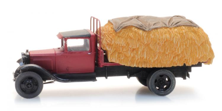 PORTEUR FORD AA A PLATEAU AVEC DOSSERET CHARGE DE FOIN