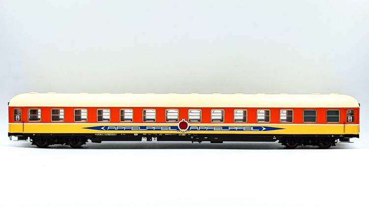 COFFRET VOITURES VOYAGEURS APFELPFEIL - 3 ELEMENTS